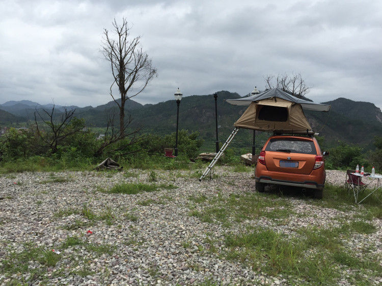 Petualangan Off Road Berkemah Atap Mobil Keluarga Tenda Top TS16